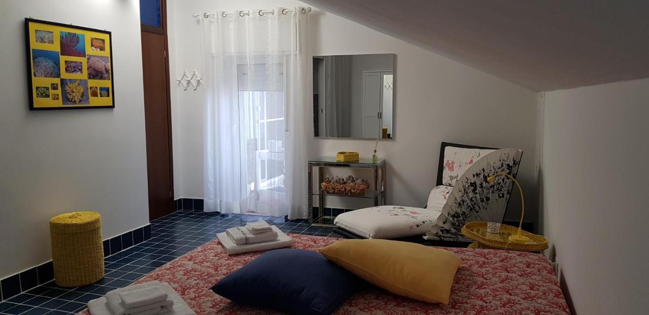 Villa Cala Della Pergola Весте Екстериор снимка