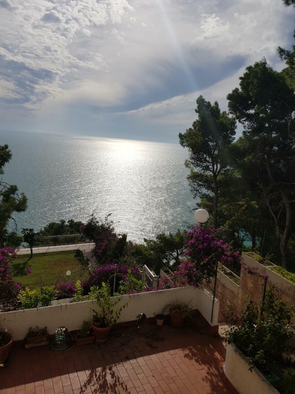 Villa Cala Della Pergola Весте Екстериор снимка